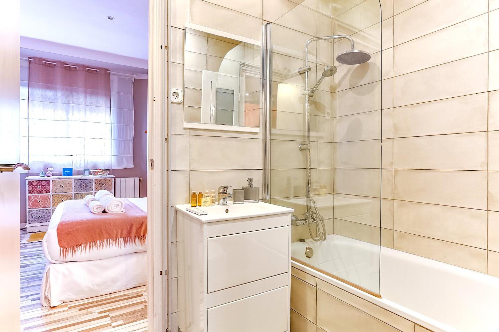 Apartmán Sweett - Charming In Sant Gervasi Barcelona Exteriér fotografie